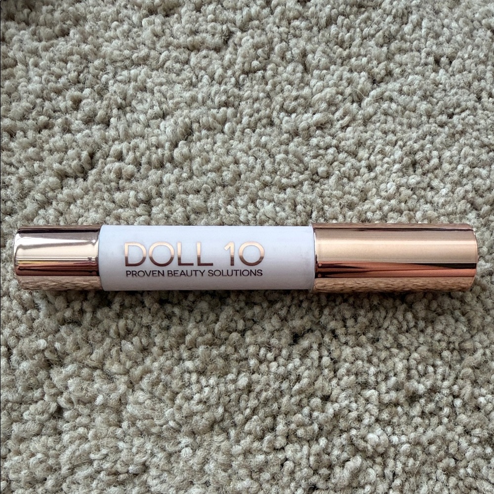 Doll 10 Proven Beauty Solutions Lip Crayon - Enjoy Life